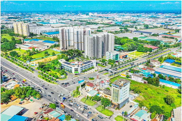 Thuận An giữ vai trò ra sao trong kế hoạch phấn đấu trở thành thành phố trực thuộc TW của tỉnh Bình Dương?